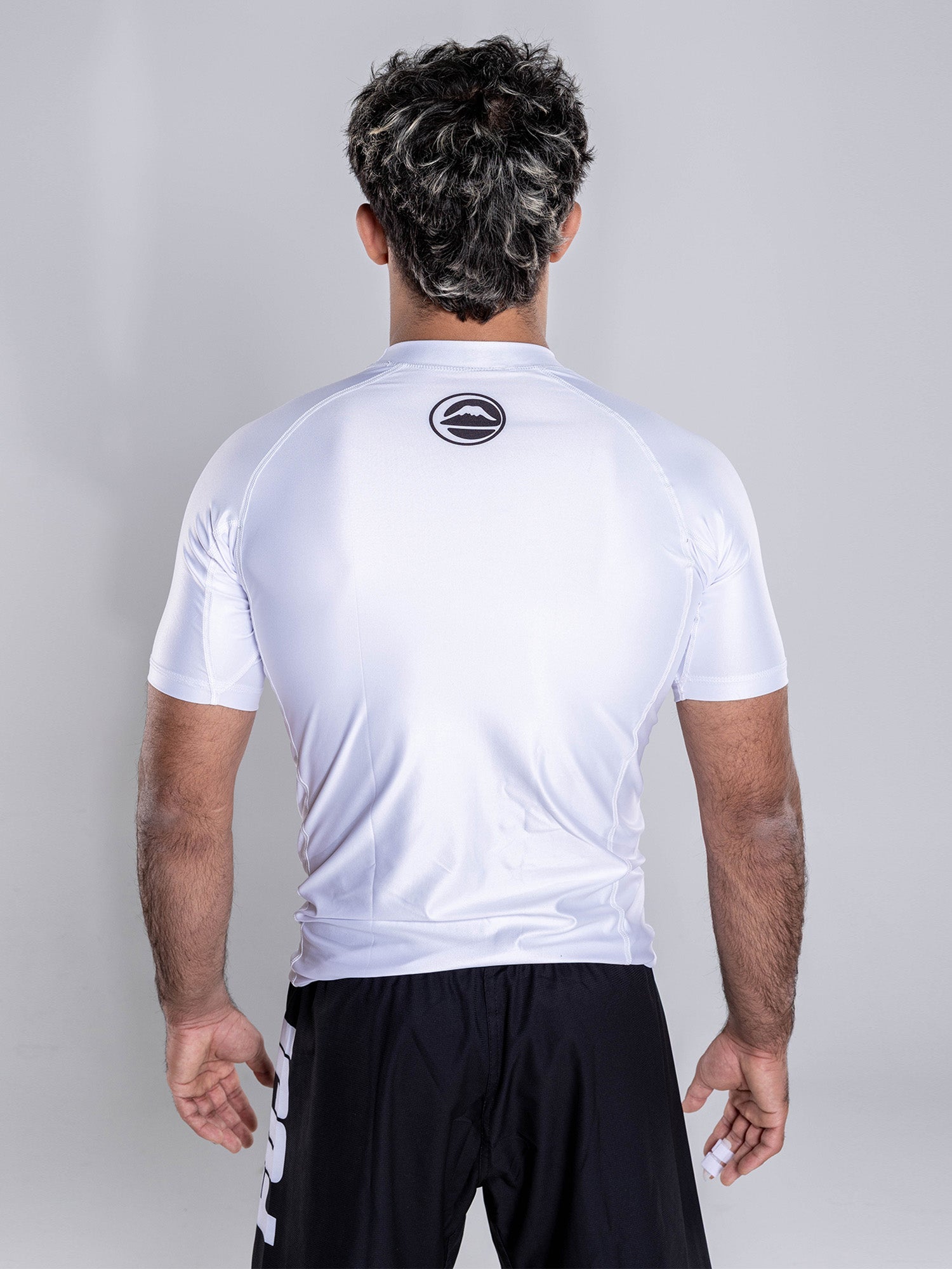 Baseline 2.0 Short Sleeve Rashguard White