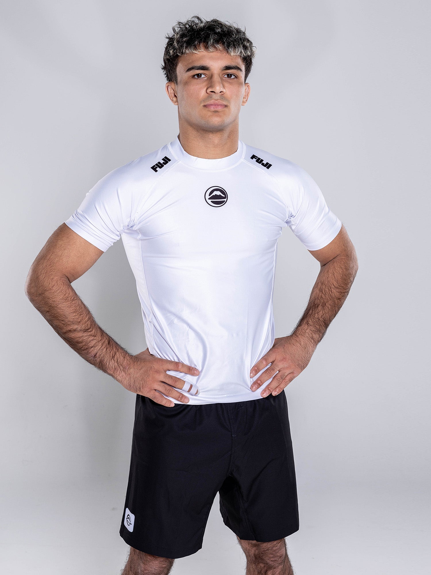 Baseline 2.0 Short Sleeve Rashguard White