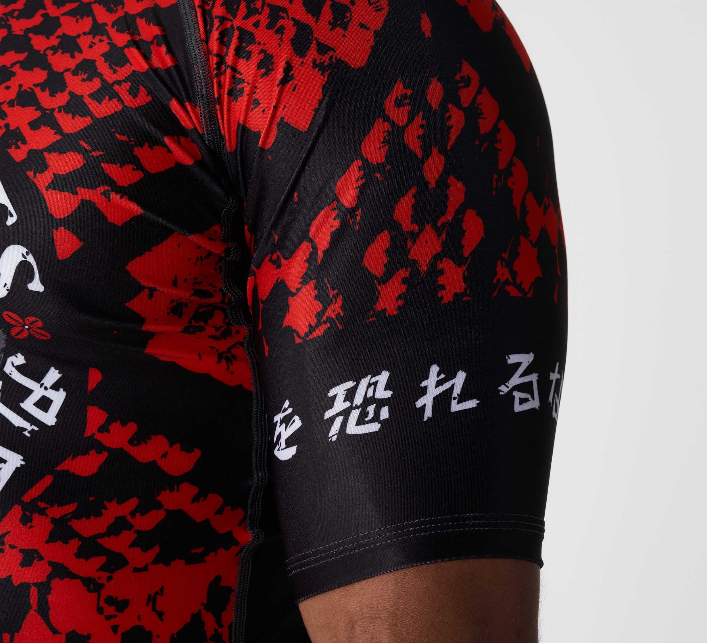 Oni vs. Anaconda Short Sleeve Rashguard Red